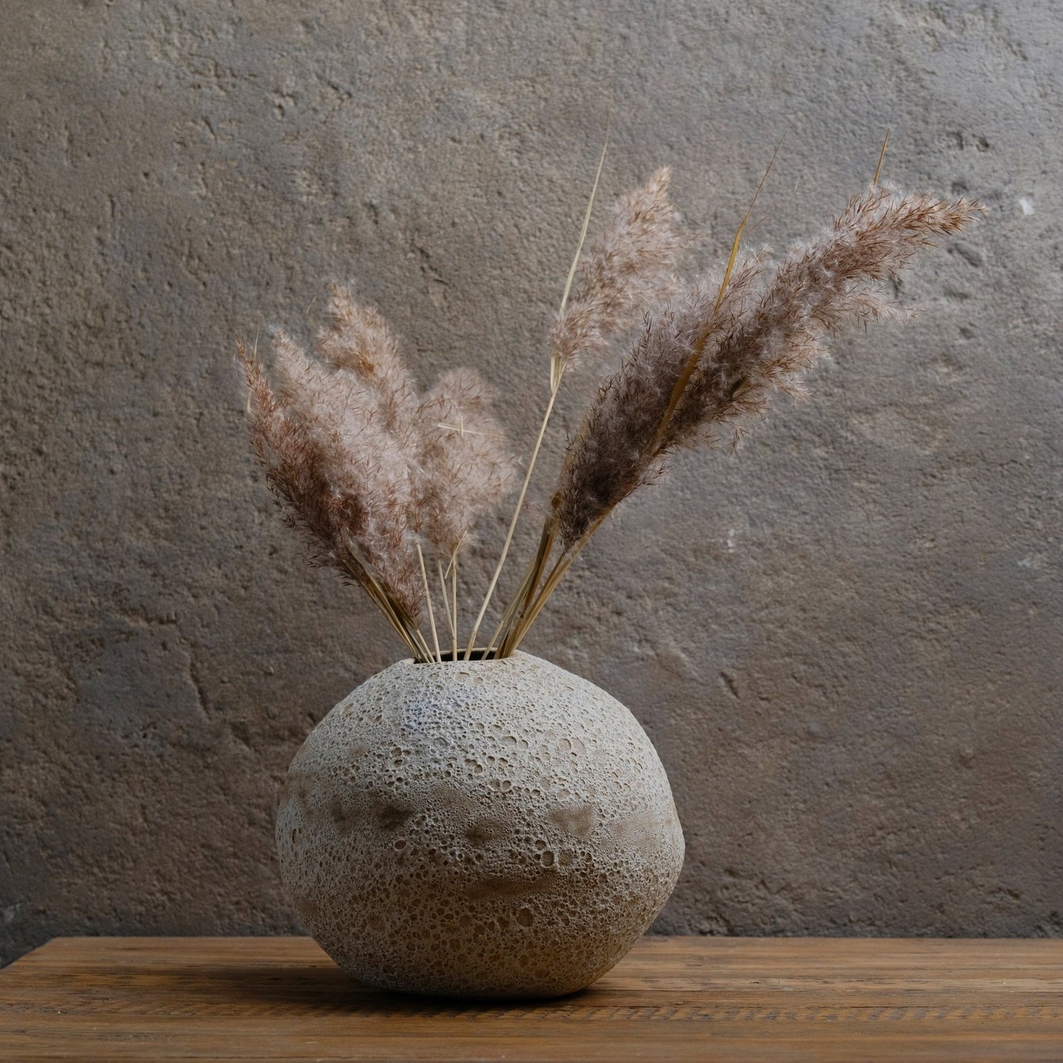 Moon vase — Laima Ceramics